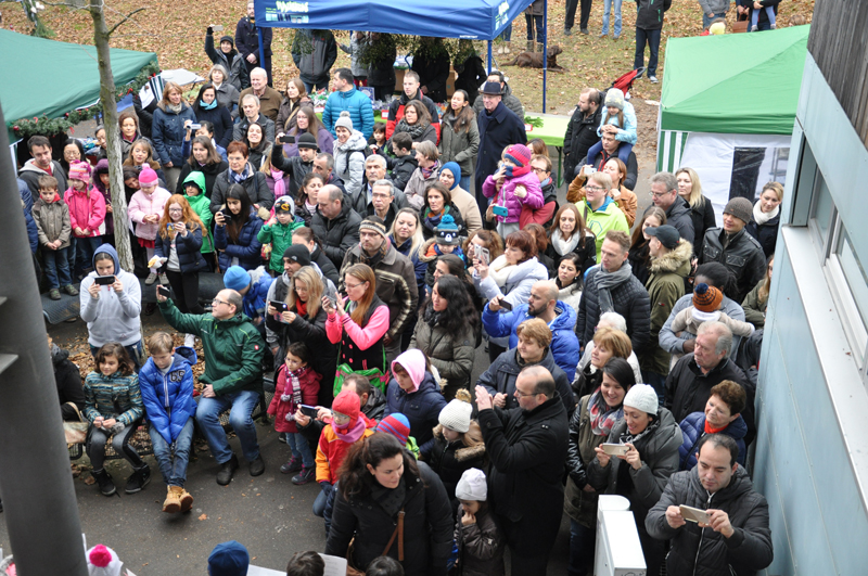 Weihnachtsmarkt In Hausen Feiert 20 Jahriges Jubilaum Stuttgart