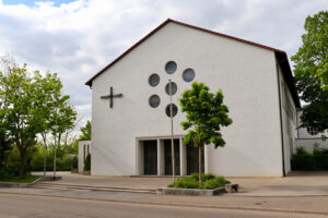 die Pfarrkirche St. Theresia