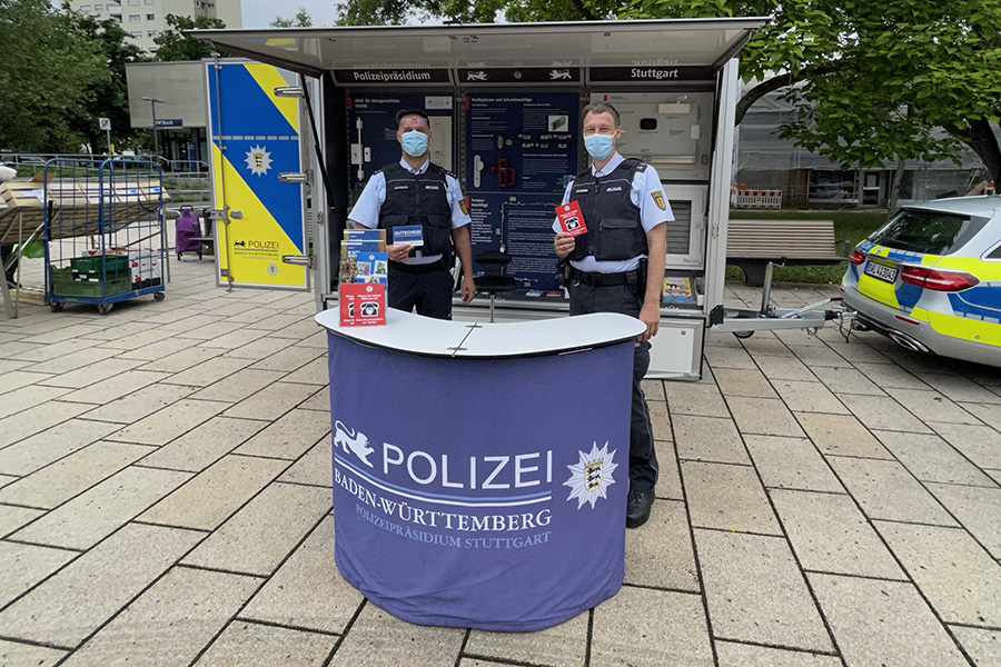 Präventionsstand der Polizei im Giebel