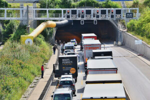 Fahrzeugbrand im Engelbergtunnel. Foto: Andreas Rometsch
