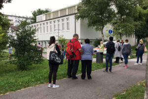 Impf-WalkIn in der Stephanuskirche im Giebel. Foto: Gramm