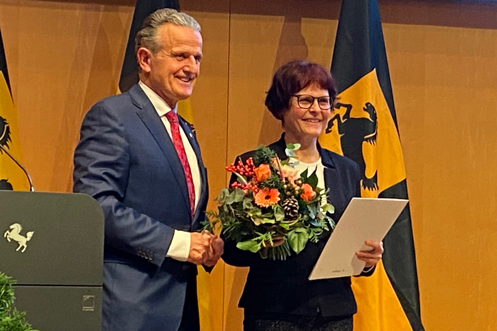GRÜNEN-Ortsverband gratuliert Clarissa Seitz zur Stuttgarter Ehrenplakette 2023