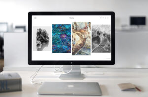 Webseitengestaltung © https://www.pexels.com/de-de/foto/foto-von-imac-in-der-nahe-von-macbook-1029757/