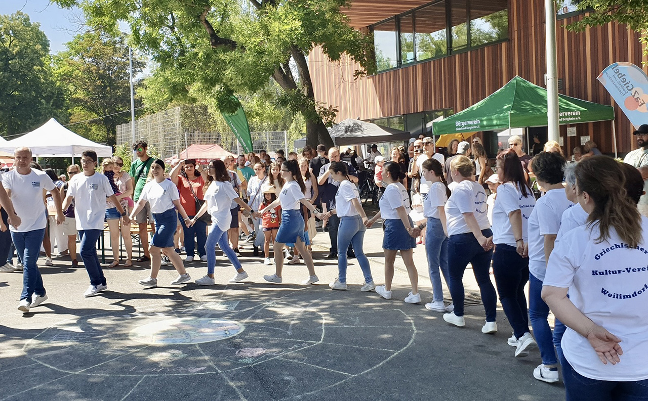 Mittenfeldstraße Straßenfest Giebel 2022